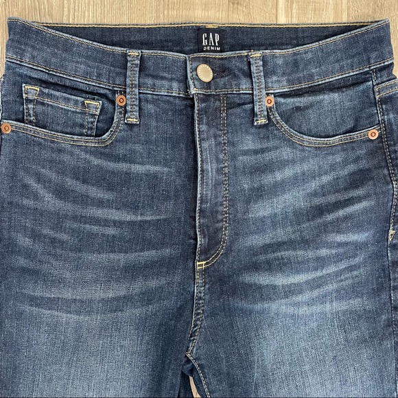 Gap High Rise True Skinny Ankle Jean in Dark Indigo - Picture 4 of 8